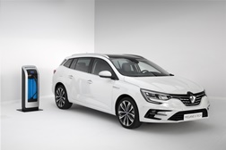Novo Renault Mégane E-Tech Plug-in - Grupo Renault acelera estratégia de eletrificação