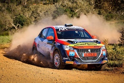 Dupla Ricardo sousa / Luís marques conquistam suada vitória na primeira jornada da Peugeot Rally Cup Portugal 2025 - Taça Peugeot no Rallye Casinos do Algarve