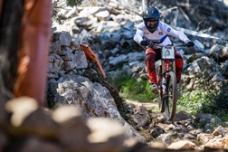 Tiago Ladeira ficou em 13.º lugar na primeira prova que pontuou para a Taça do Mundo de Downhill