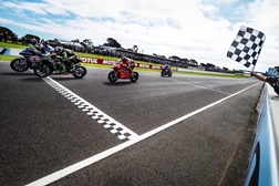 SBK P. Island – Toprak vence corrida frenética decidida numa luta a quatro até à meta