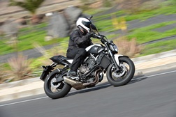 Yamaha MT-07: uma moto divertida a um preço simpático