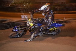 Diogo Vieira imbatível no Super Enduro vence em Portalegre