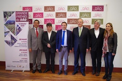 Corredores de referência do pelotão nacional pedalam no Dão
