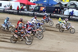 Jovens cumprem jornada para o Europeu de Motocross em Fernão Joanes