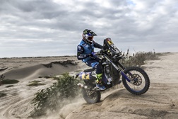 Adrien Van Beveren surpreende e é o novo líder do Dakar!