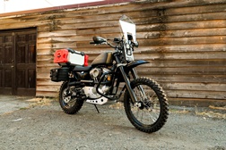 ADVXL - Uma Harley Davidson Sportster 883 aventureira