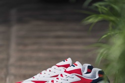 FILA relança o clássico modelo Venom