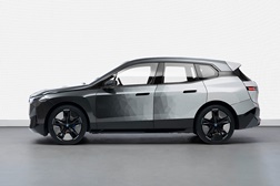Mudança de cor exterior mágica: O BMW iX Flow com E Ink - Tecnologia permite ao condutor alterar a cor da carroçaria