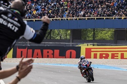 SBK 2024, Assen - Razgatlıoğlu bate Bautista - Gardner em primeiro pódio