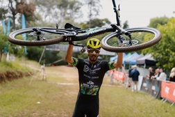 Gonçalo Amado e Ana Santos vencem no Jamor e relançam as contas da Taça de Portugal de XCO