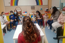 Super Heroes In Concert para levar alegria a crianças em hospitais e instituições - Concertos didácticos, a música é apresentada de forma interativa e educativa