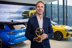 Novo Opel Astra vence o prémio "Volante de Ouro 2022" - Melhor automóvel até 50.000 euros, novo Astra e Astra Sports Tourer lideram