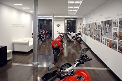 Showroom MV Agusta L