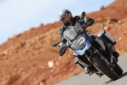 Pneu Battlax Adventure A41 equipa gama de Aventura da BMW Motorrad