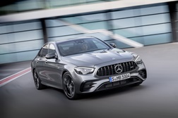 Mercedes-Benz mantém operações através de vendas online - Todas as formas de contato ativas