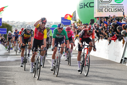 Volta ao Algarve - Milan Fretin surpreende e sorri na chegada ao sprint em Faro