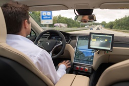 Bosch e TomTom parceiros em tecnologia inovadora de mapeamento para condução automática  