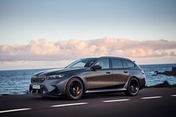 Novo BMW M5 TOURING - Potência e versatilidade