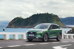 Ford Kuga atualiza o design, a tecnologia e as soluções de conveniência - Tornar-se o SUV familiar eletrificado mais completo