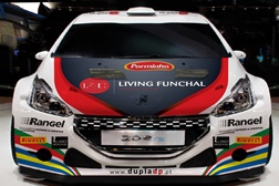 Miguel Campos ultima preparação para o Rali Vinho da Madeira - Primeiras imagens da decoração do Peugeot 208 T16 R5