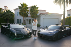 Supercar Blondie apresenta SBX Cars - Primeira plataforma mundial de leilões de veículos de luxo