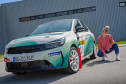 O pioneiro automóvel elétrico de ralis em versão Art Car  - O Opel Corsa Rally Electric desenhado por Elisa Klinkenberg