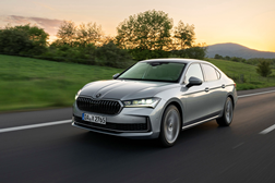 Novo Škoda Superb - Mais espaço, mais conforto, mais eficiência e mais segurança
