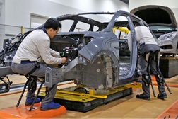 Trabalhar sentado... não, não é piada aos alentejanos - Hyundai a aposta cada vez mais na indústria robótica do futuro