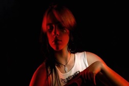 Billie Eilish lança novo single “Therefore I Am”