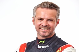 Tiago Monteiro na Hungria para acompanhar a Honda na segunda jornada do WTCR