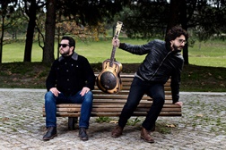 Pedro e os Lobos apresentam novo single "Espera Por Mim"