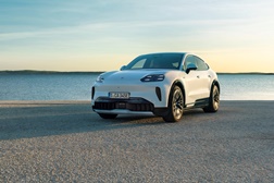 Novo Cayenne Coupé Electric inspirado por um ícone - Três versões que debitam até 850 kW (1.156 CV) de potência em Overboost