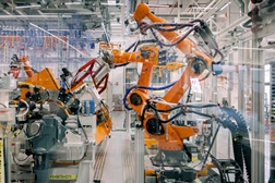 Produção controlada virtualmente estreia-se na área de carroçarias da Audi - Audi, Siemens e Broadcom estão a revolucionar a automação industrial 