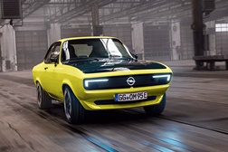 Opel Manta GSe ElektroMOD vence “Grand Prix du Festival” - No “Festival Automobile Internacional”