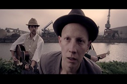 Franceses Le Skeleton Band em concerto gratuito no La Bohéme