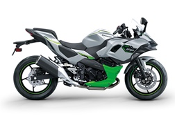 Kawasaki Ninja 7 Hybrid