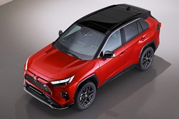 Toyota anuncia o novo RAV4 GR Sport para 2023 - Em Portugal disponível  na versão com carregamento externo e tração às 4 rodas (AWD-i) 