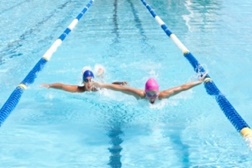 Neste regresso às piscinas equipe as suas crianças com a Nabaji, marca exclusiva da Decathlon