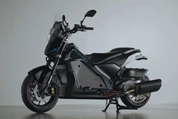 Yamaha cria protótipo de moto com propulsão híbrida: um motor a combustão e dois elétricos