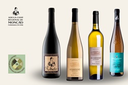 Alvarinho Deu-la-Deu reserva vence “Grande Ouro” dos Vinhos Verdes - Adega de Monção foi a mais premiada entre 268 vinhos em prova