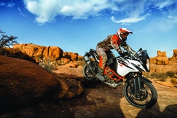 KTM apresenta novas 1090 e 1290 na Intermot, Colónia 2017