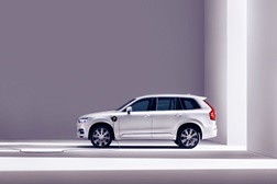 Volvo XC90 Plug-in Hybrid são todos agora classe 1  - Nas portagens nacionais
