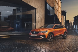 Novo Renault Arkana - Uma abordagem híbrida ao estilo SUV-Coupé