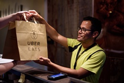 Serviço de entrega de refeições ao domicílio da Uber está a chegar a Lisboa