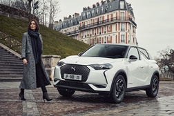 Disponível edição limitada DS 3 Crossback Roofs of Paris - Duas motorizações: 100% elétrico E-TENSE e a gasolina 1.2 PureTech 100 CMV6