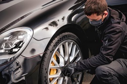 Recorde em Nürburgring para o Porsche Panamera equipado com pneus Michelin - Com pneus MICHELIN Pilot Sport Cup 2