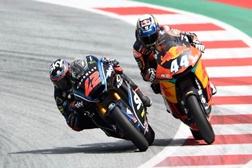 Moto2, Malásia - Marquez na pole, rivais Oliveira e Bagnaia colados