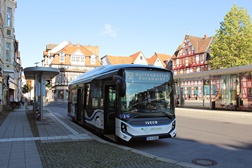 Iveco Bus E-WAY: record de 543 km com um único carregamento completo - Veículo pesado totalmente elétrico