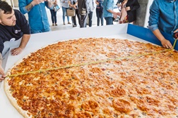 BigPizza na corrida do Guinness para a maior pizza comercializável do mundo