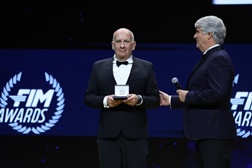 Igor Akrapovič distinguido nos Prémios FIM 2024